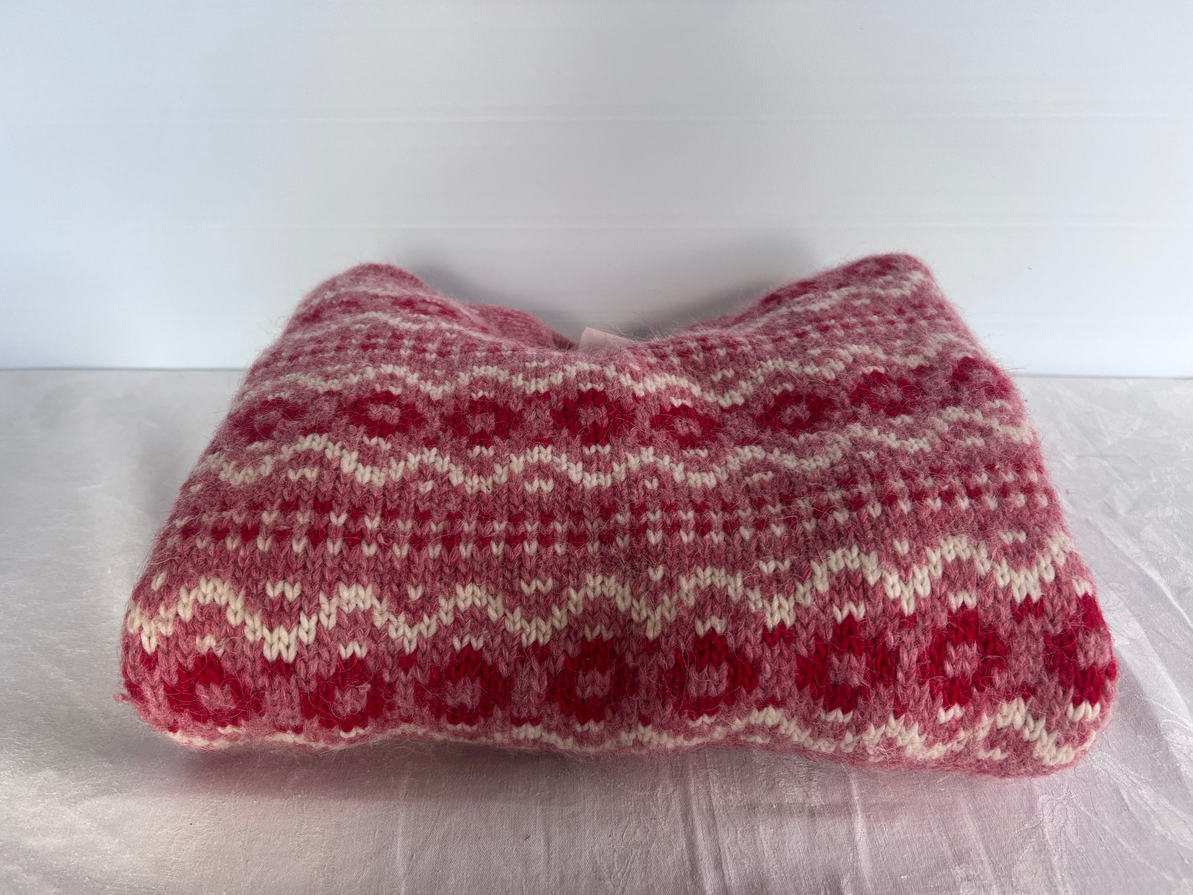 Jilsport Arctic Wool Jumper - Nordic Pattern Pink/Red/Ivory Jilsport Arctic Wool Jumper - Nordic Pattern Pink/Red/Ivory